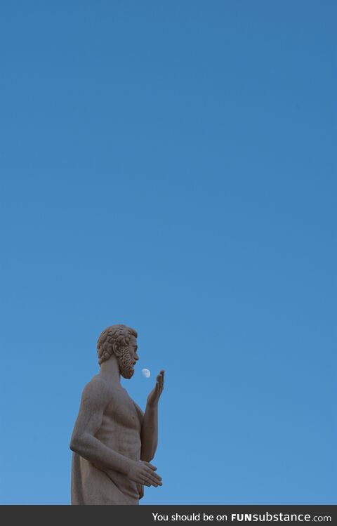 [OC] A sculpture and the moon