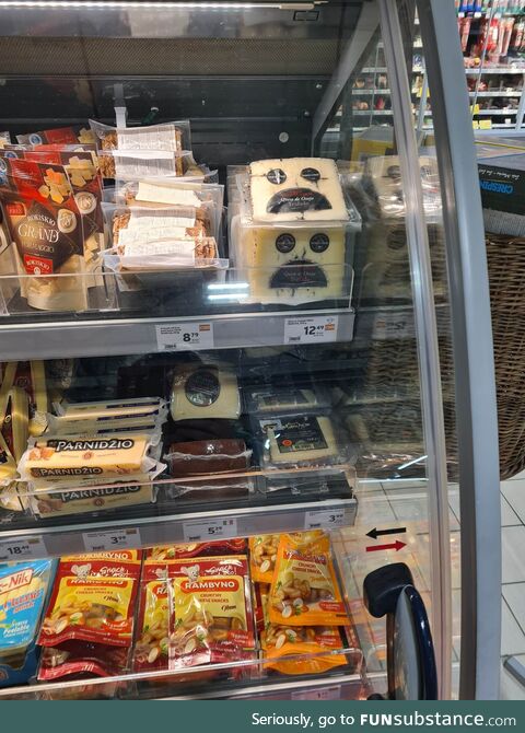 This cheese placement HAD to be intentional