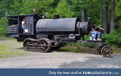 The Lombard lumber hauler. First vehicle to use continuous tracks for propulsion