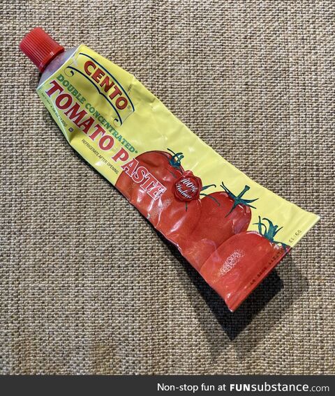 How Italians brush their teeth