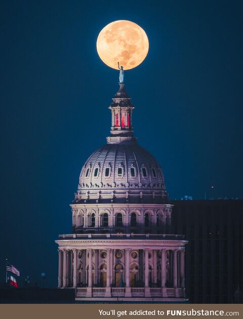 I took a single exposure of the full moon over Austin, Texas
