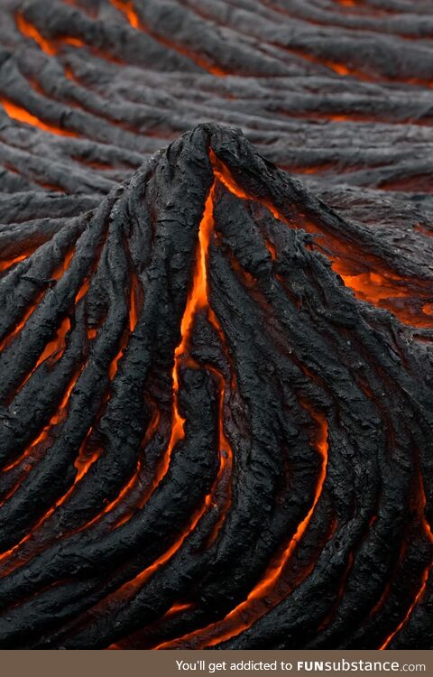 Lava from Iceland's Fagradalsfjall eruption resembles a tiny volcano [OC]