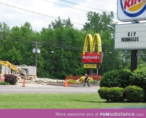 Burger King trolling mcdonalds