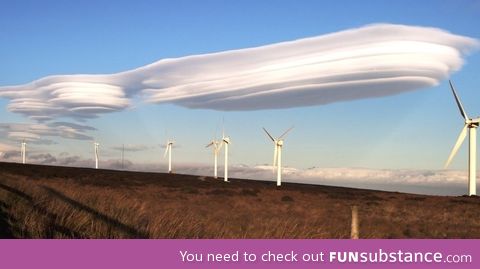 These are some awesome rare lenticular clouds