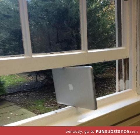 So the MacBook now suppots Windows
